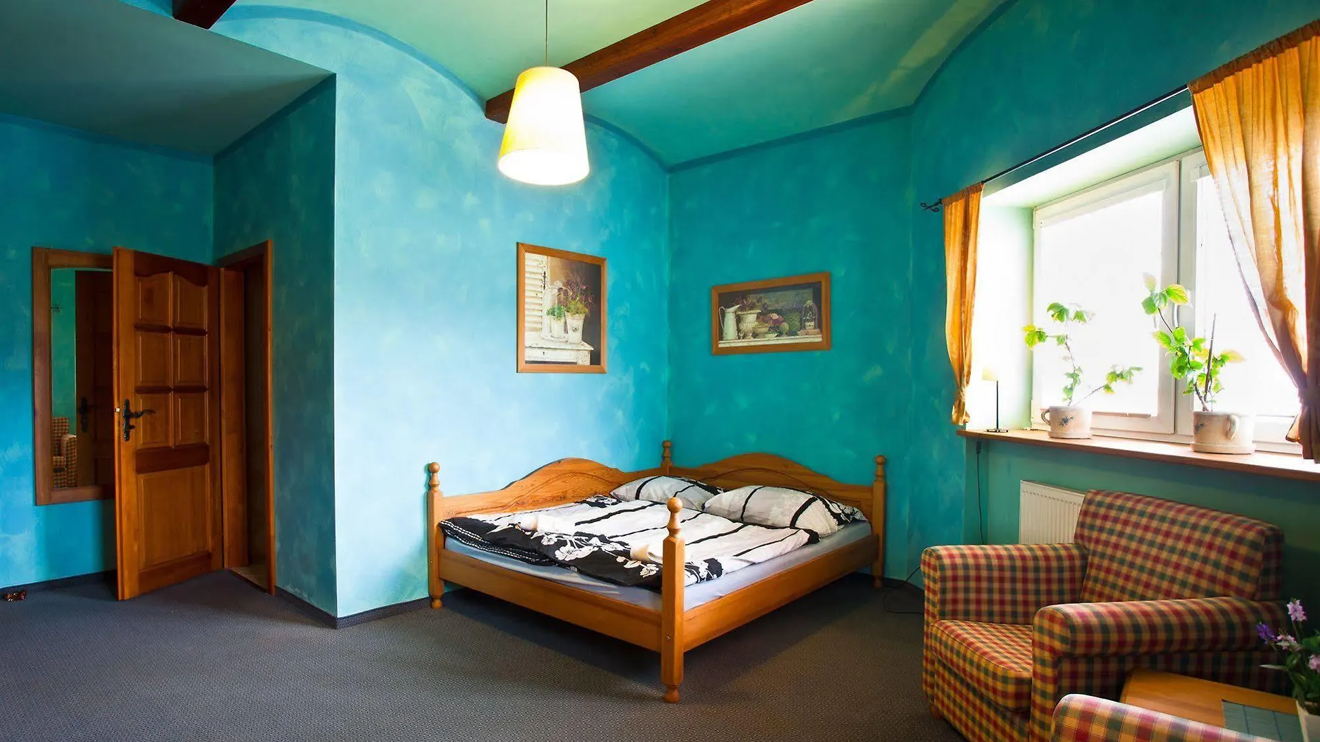Hotel U Simla Karlovy Vary 3*,  Czech Republic